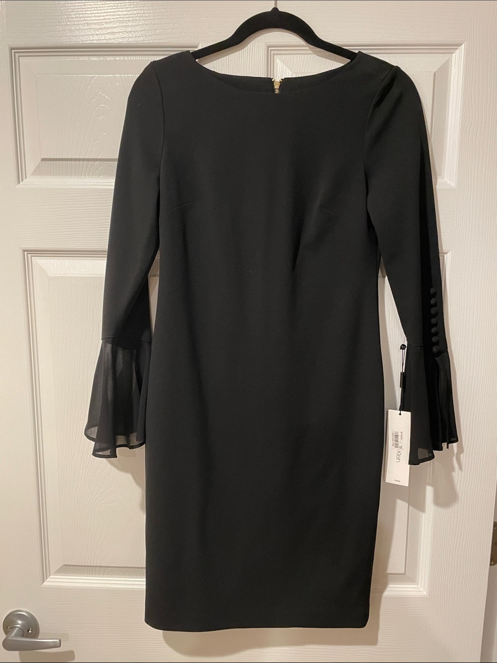 Elegant Black Sheath Dress with Flounce Sleeves